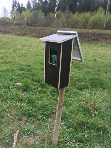 Vildtkamera hus i træ